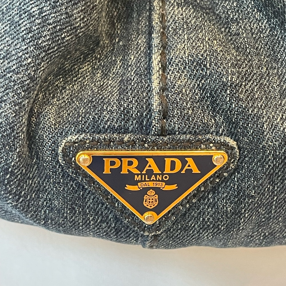 Prada Denim Canapa pre-owned tote embellished w/13 exotic animal brooches, L - Picture 10 of 16